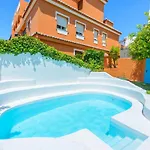 El Pilarillo Piscina Compartida * Alcaucín