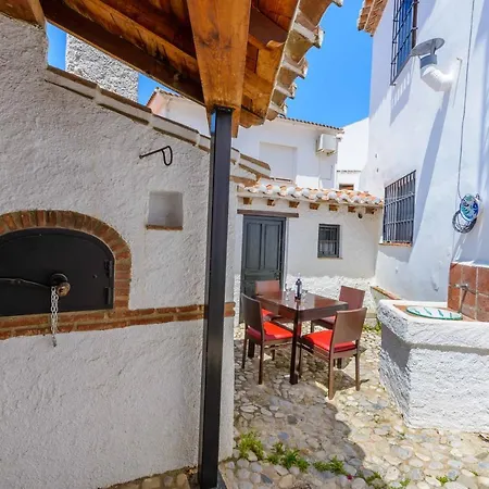 El Pilarillo Piscina Compartida * Alcaucín
